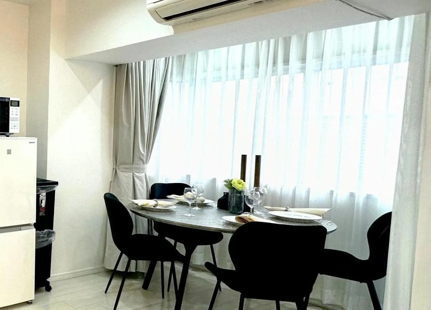Roppongi 4 Minutes, 4 Person Mansion,Dyson Hair Dryer, Pola Toiletries Apartment Tokyo